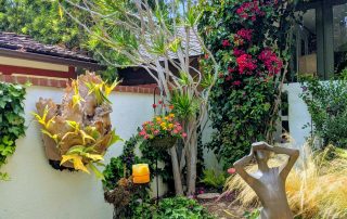 2021 Gate &#038; Garden Tour &#8211; #6 &#8220;The Bird Watcher&#8221;