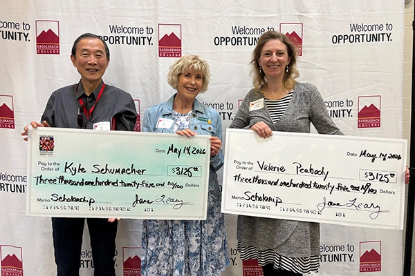 Saddleback-Scholarships-Presentation Presenting Saddleback College Scholarships